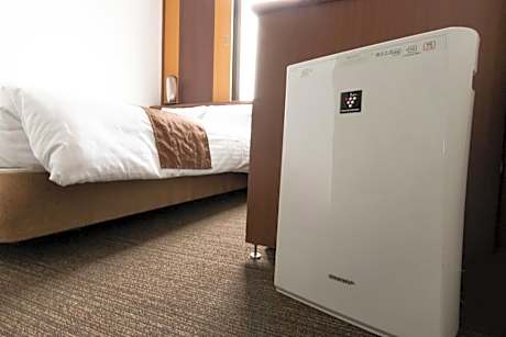 Twin Room with Extra Bed - Non-Smoking