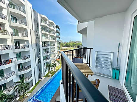 Mantra Beach Condominium Studio - M154