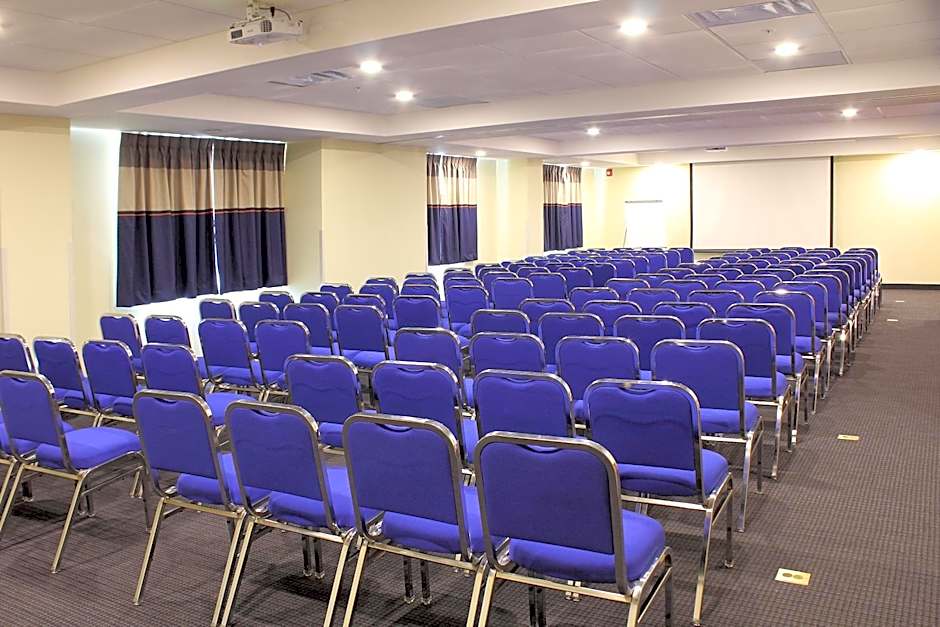 Microtel Inn & Suites By Wyndham Culiacan