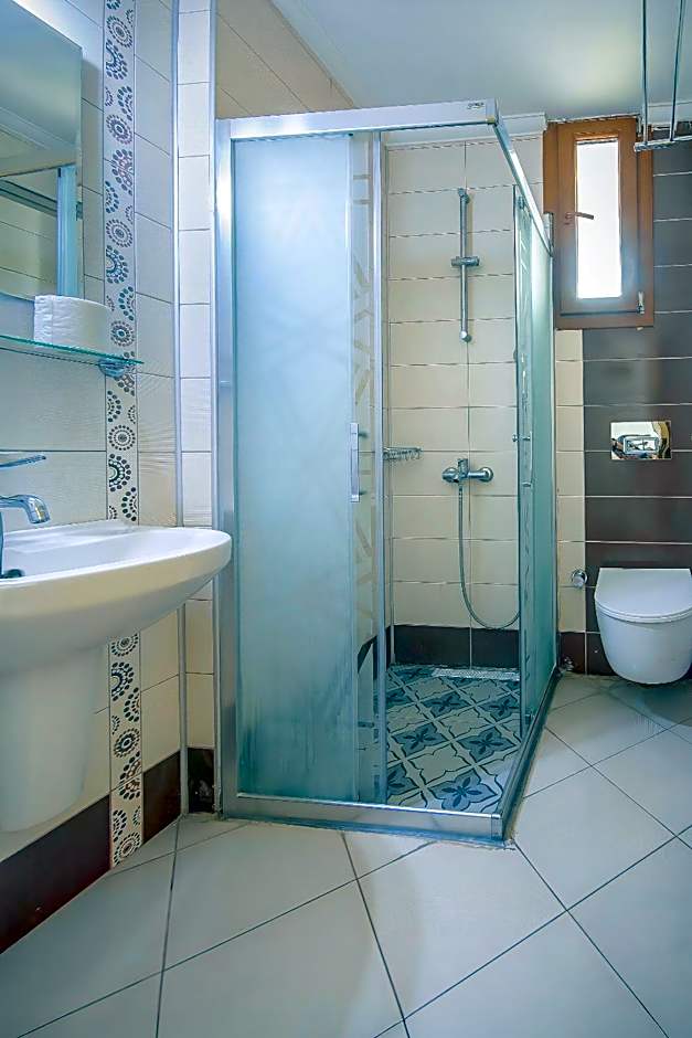 Photo 1 of 8 of Double Room