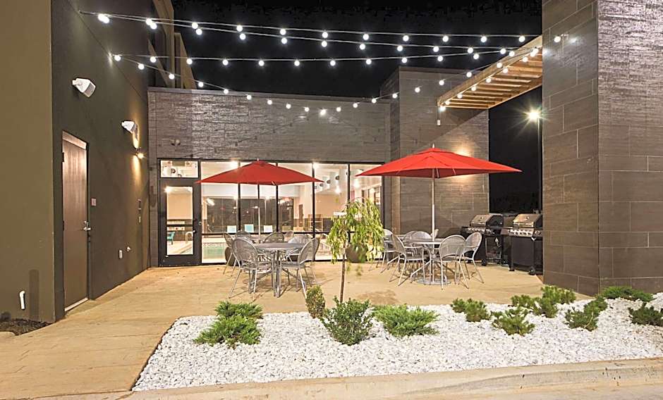 Home 2 Suites by Hilton - Yukon