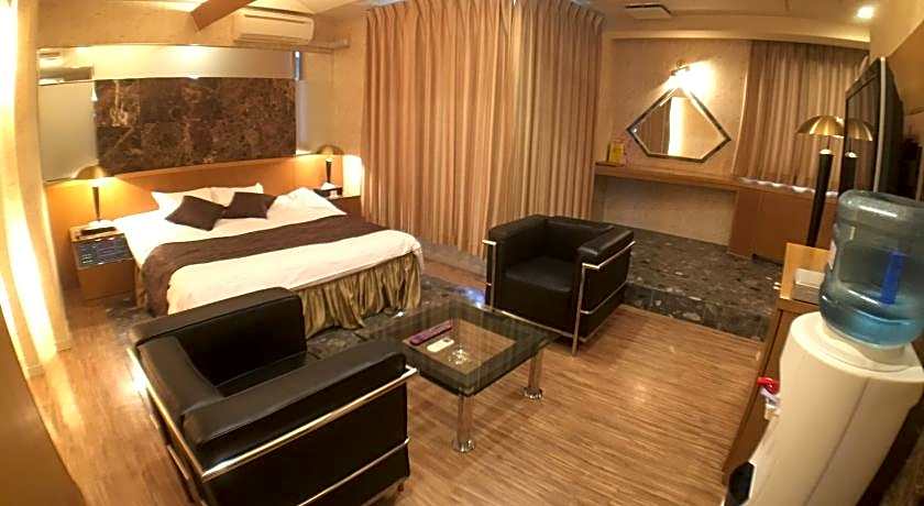 Hotel Orchid (Adult only)