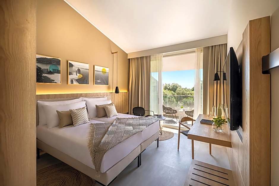 Valamar Tirena Hotel