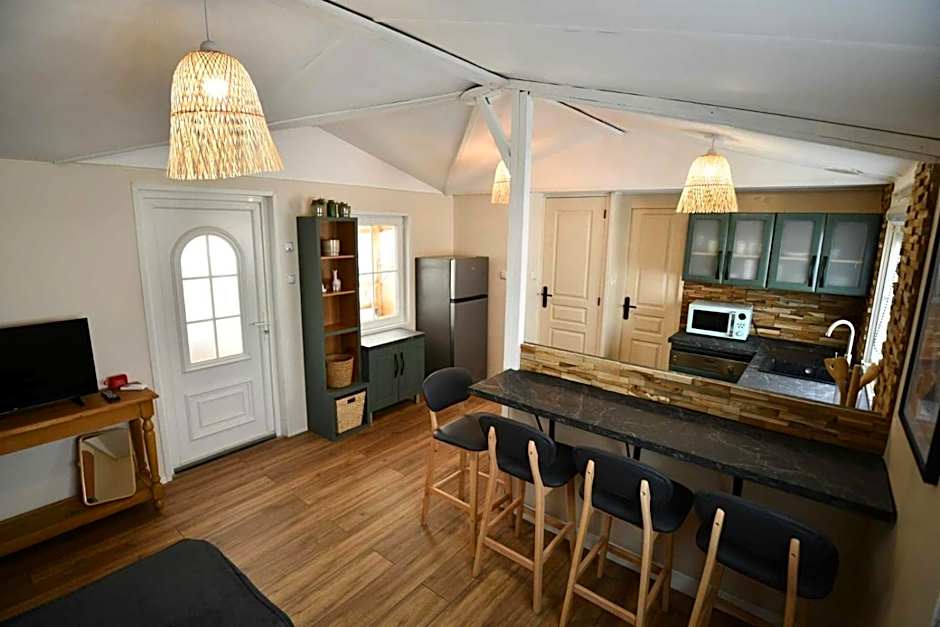 Mobil-Home Charmant et Moderne
