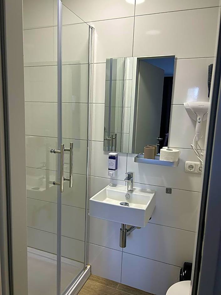 Hotel Central Linz - 24h Self-Check-in