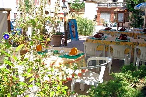 Auberge Aux Portes de Conques