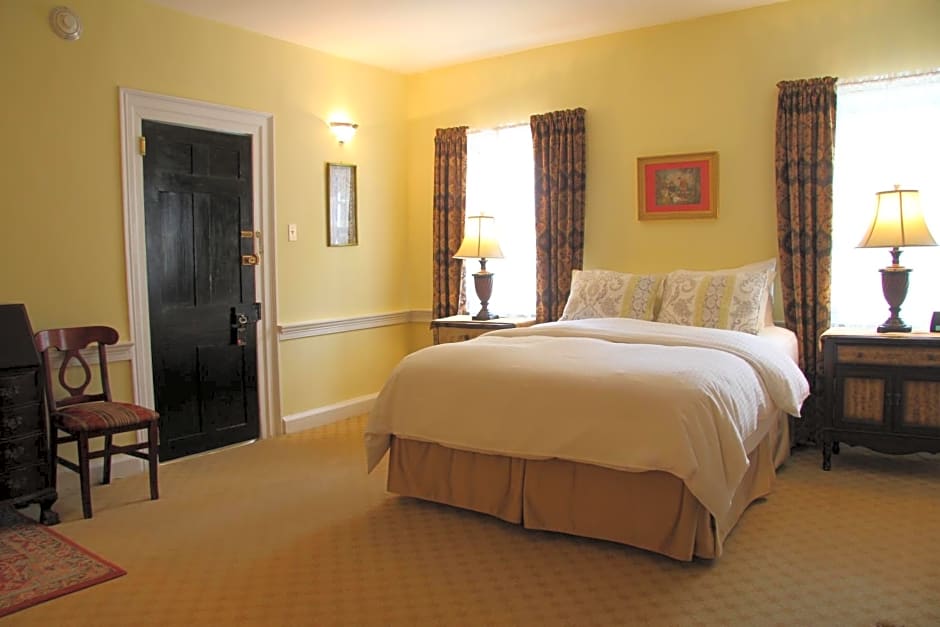 Morris House Hotel - Bed And Breakfast