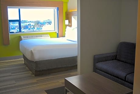 Queen Room with Sofa Bed