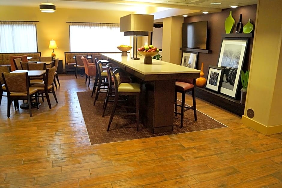 Hampton Inn Altoona