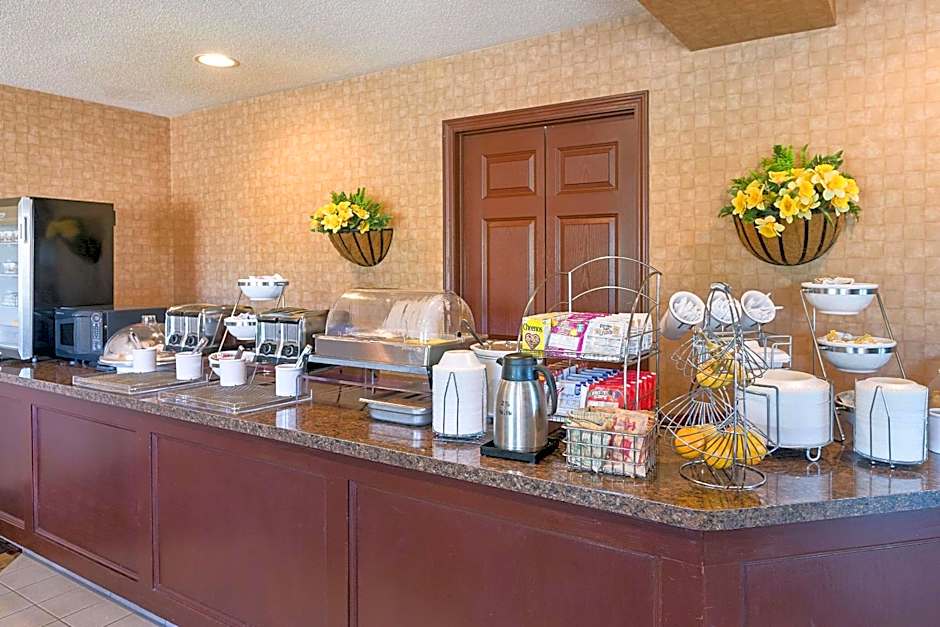 Sleep Inn & Suites Bay View Acme - Traverse City