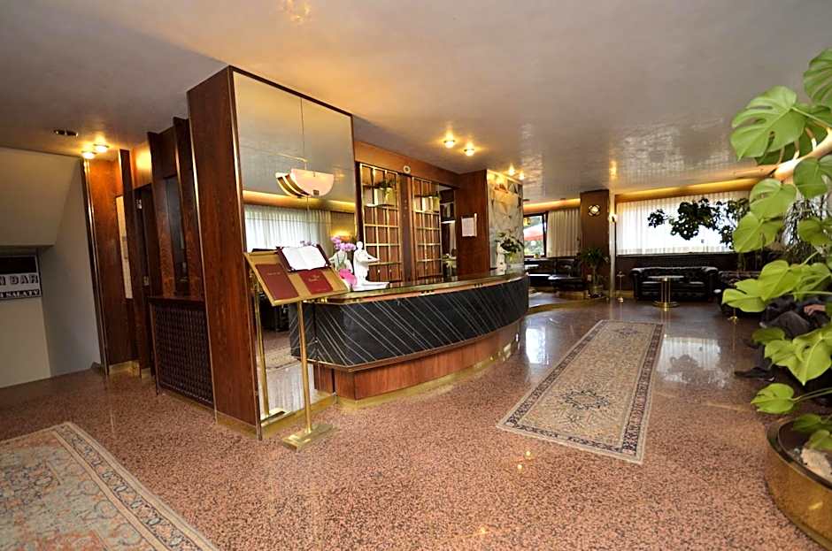 Hotel Cristallo