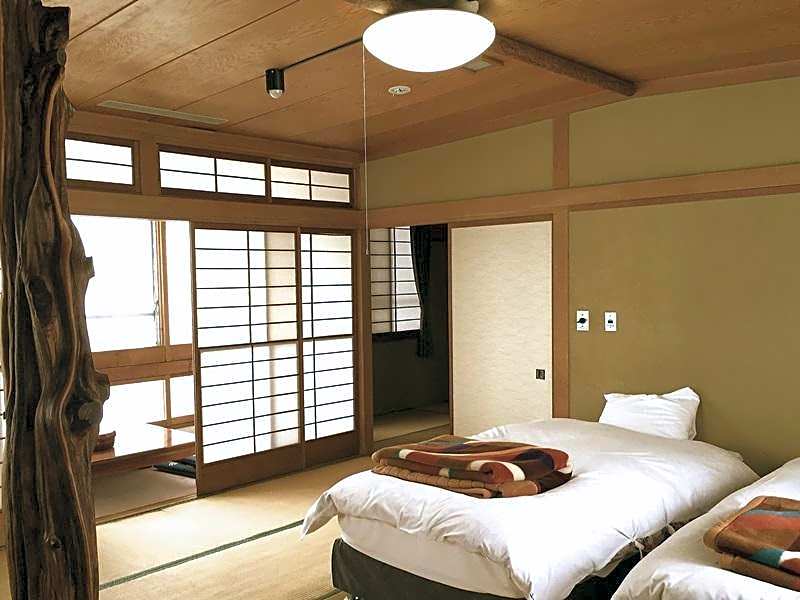 Hakuba Landmark Happo Lodge