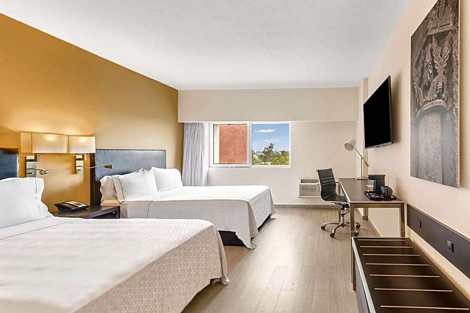 Fiesta Inn Guadalajara Expo
