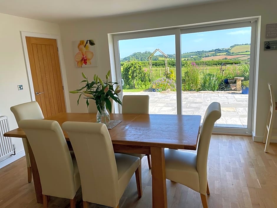 Westerley Country B & B with exclusive Guest lounge