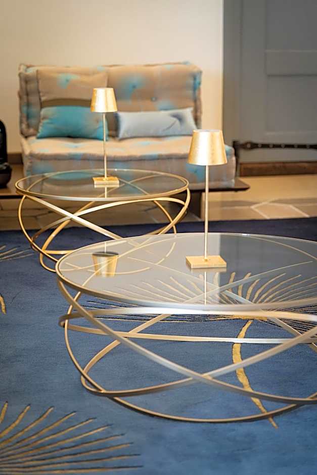 Maxim Suites by Elias Holl
