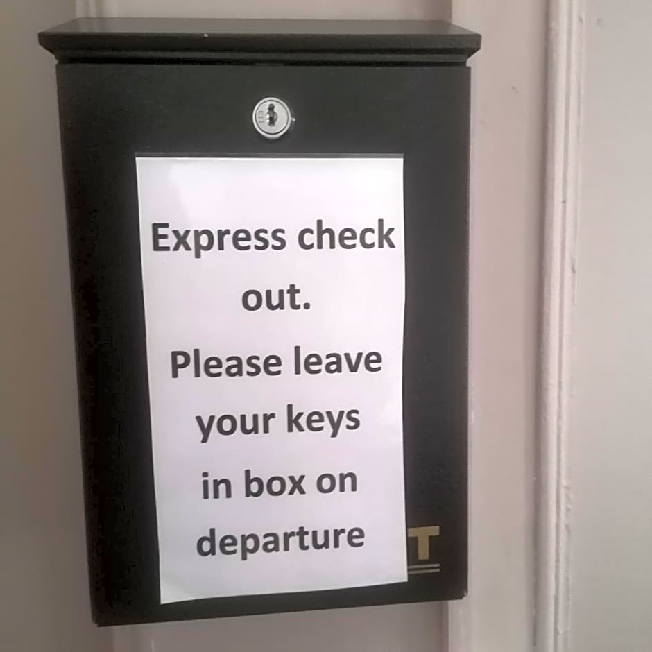 Livingston Lodge Hotel