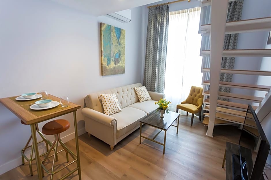 Casa de la Merced Suites