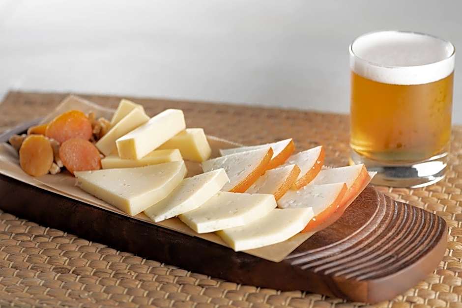 AC Hotel by Marriott Irla