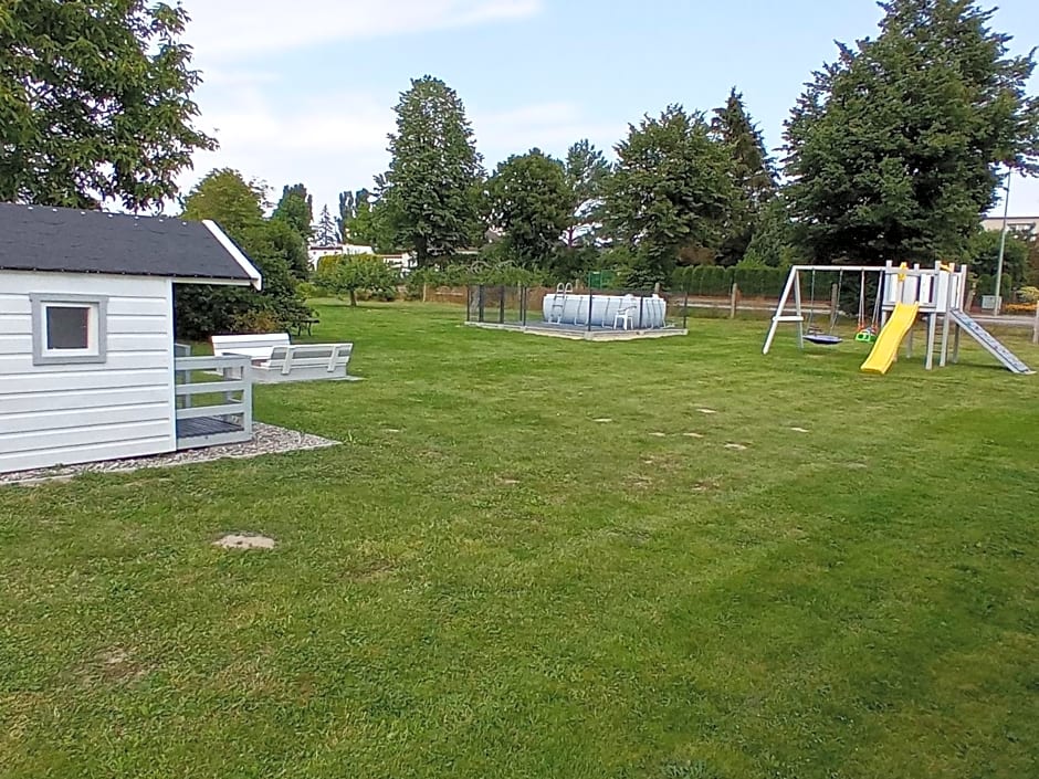 Domki Letniskowe Do-Iwi