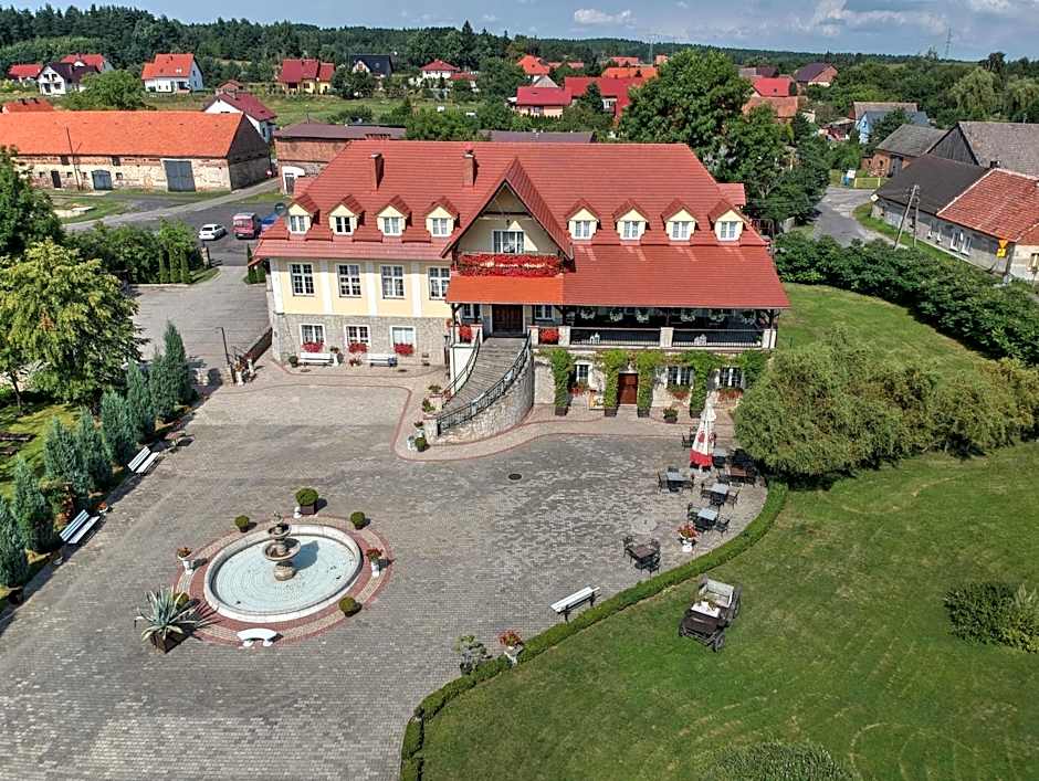 Zespół Pałacowo-Parkowy Bądzów