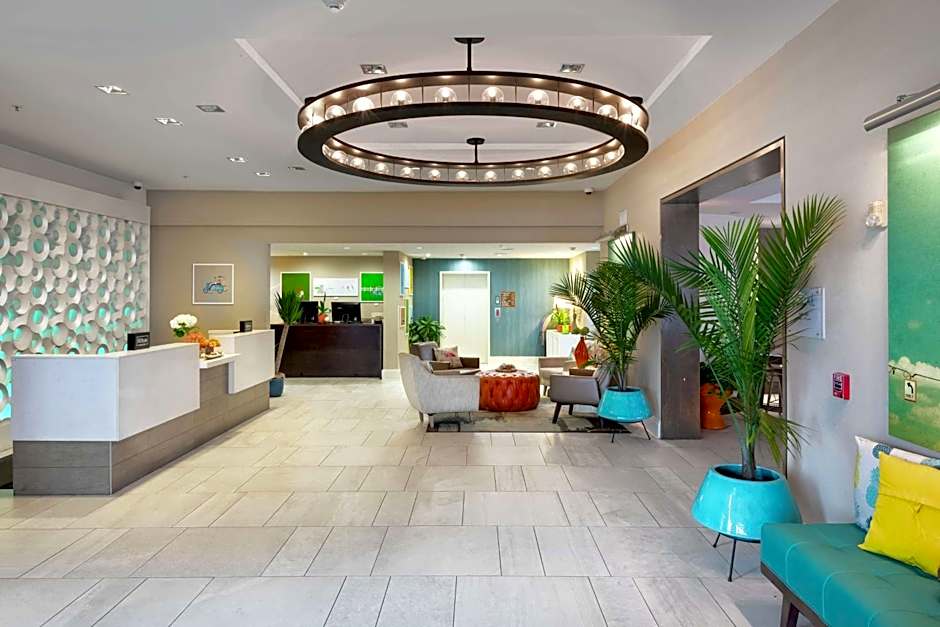 DoubleTree By Hilton Hotel Galveston Beach