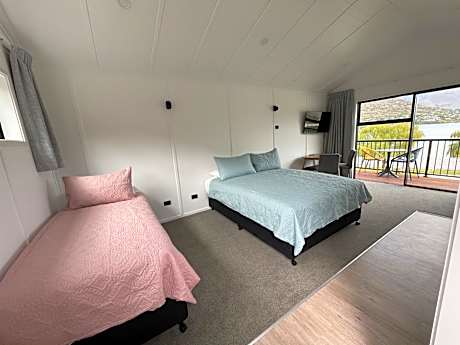 Triple Room with Shared Bathroom