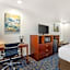 Best Western Plus Villa Del Lago Inn Patterson