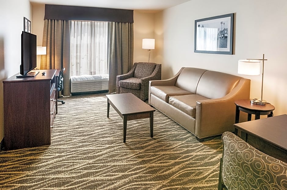Cobblestone Inn & Suites  Fairfield Bay