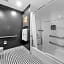 Hollywood Le Bon Hotel