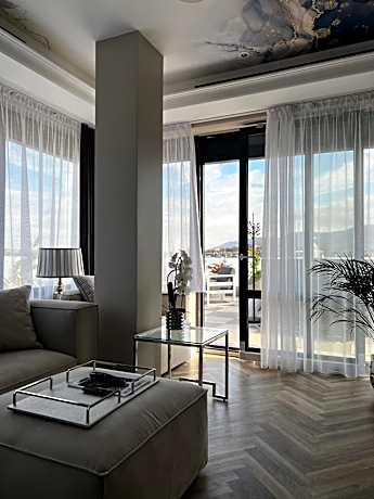 Sky Roof Apartments