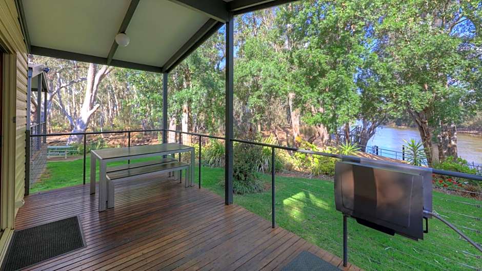 Moama Riverside Holiday Park