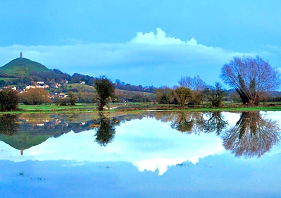 Healing Waters Sanctuary, Peaceful Retreat House, Glastonbury
