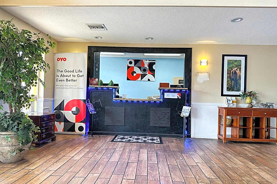 Bonita Lakes Inn