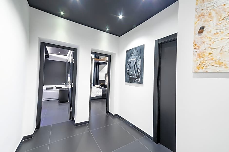 Maximum hub suite&spa