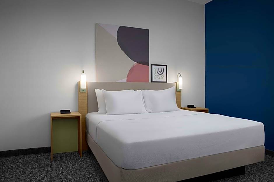 Spark by Hilton Miami Doral