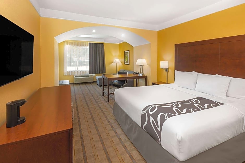 La Quinta Inn & Suites by Wyndham Houston Nw Beltway 8 / West Rd