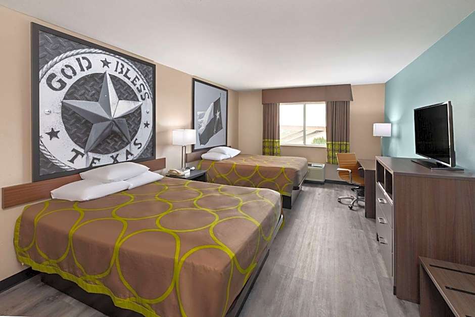 Super 8 by Wyndham Lubbock West 