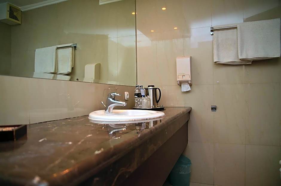 HOTEL ASRI CIREBON