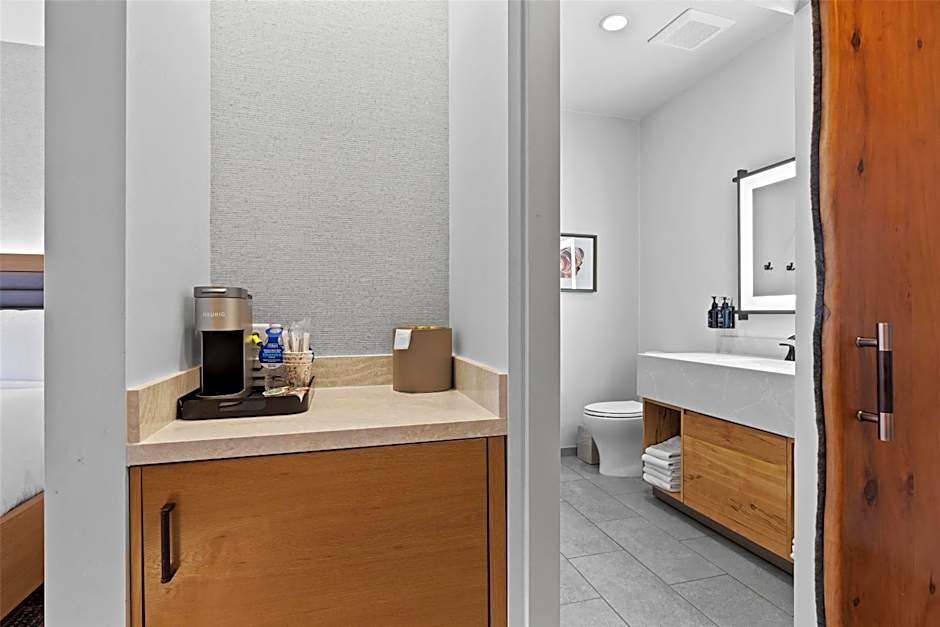 Hotel De Novo, Tapestry Collection by Hilton