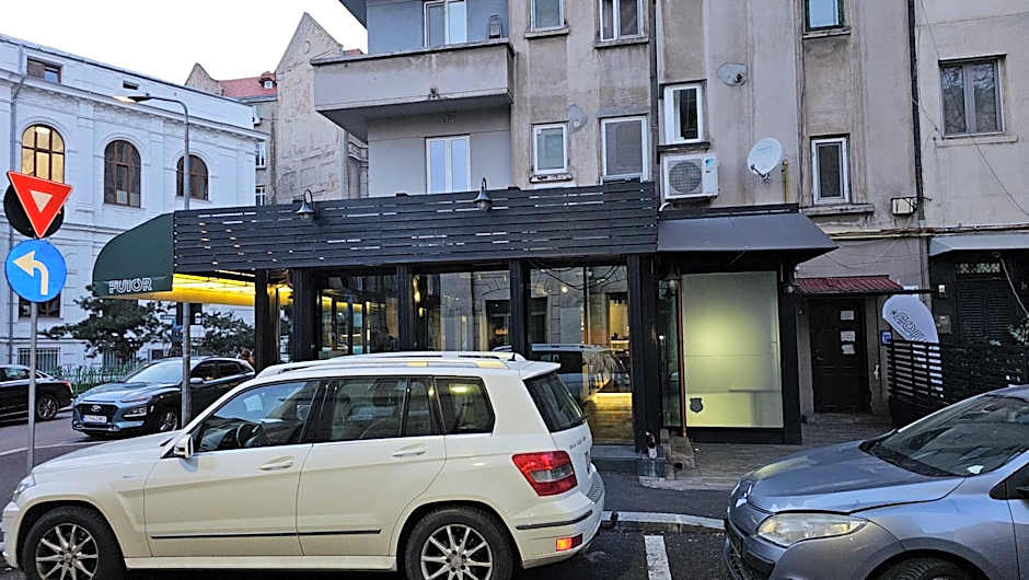 Private room at Ceausescu's place in Old City Unirii Square