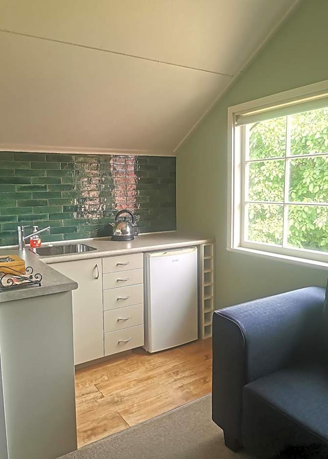 Hartley Homestead Boutique Bed & Breakfast