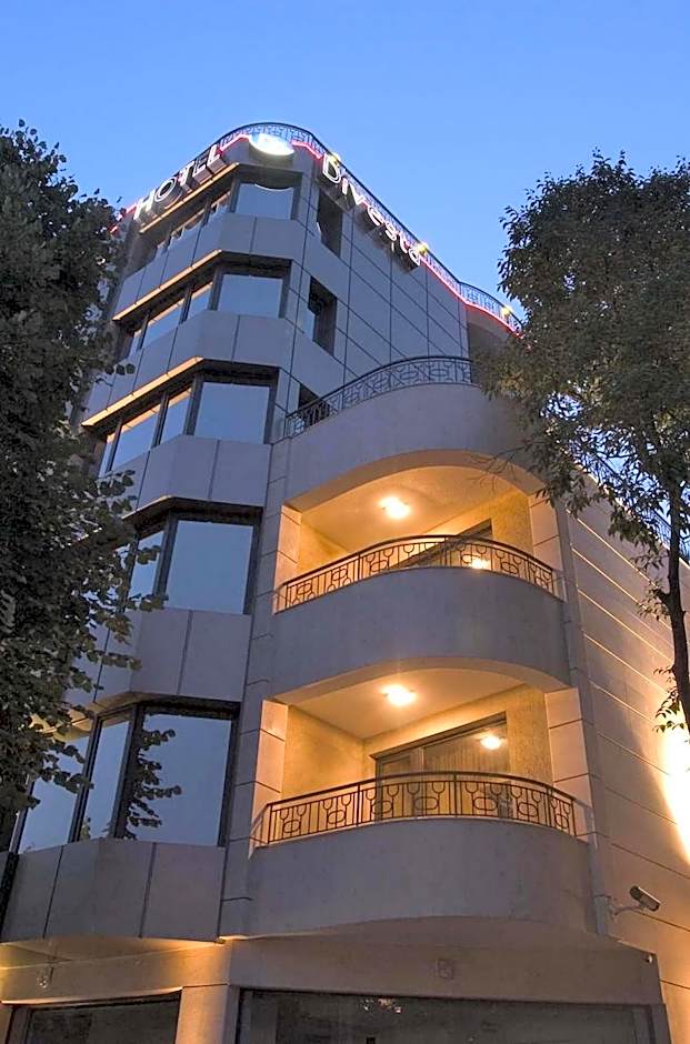 Hotel Divesta - self check in