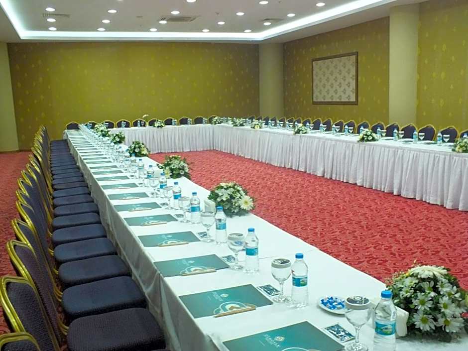 Demosan Hotel