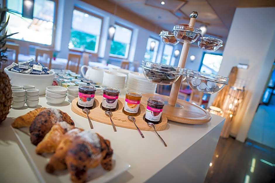 Mountain Living Apartments