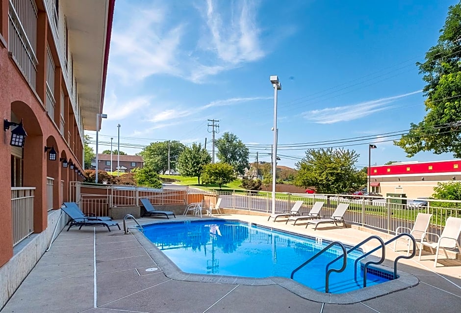 Red Roof Inn Lancaster