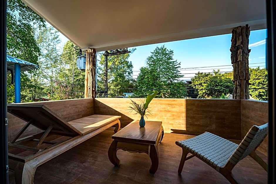 By The Sea Koh Mak Boutique Guesthouse