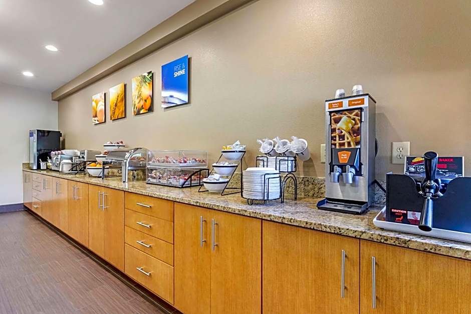 Comfort Inn & Suites Lenoir Hwy 321 Northern Foothills