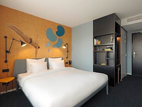 Conscious Hotel Amsterdam City - The Tire Station