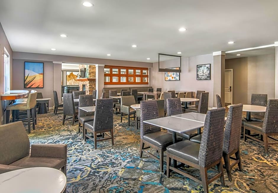 Residence Inn by Marriott Phoenix Glendale Sports & Entertainment District