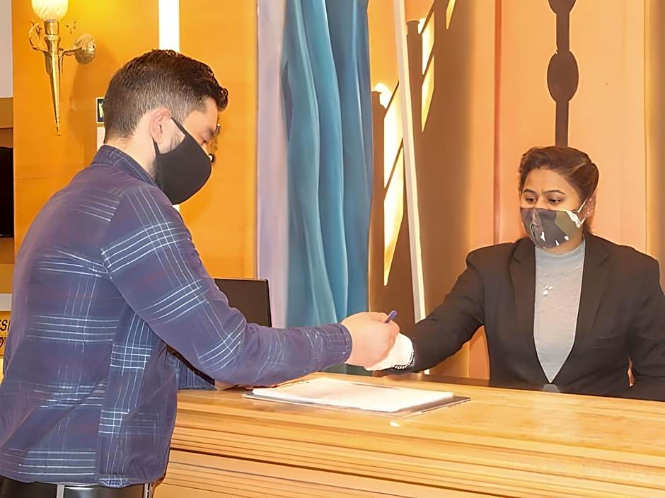 One Earth GG Regency (80 Steps to Golden Temple)